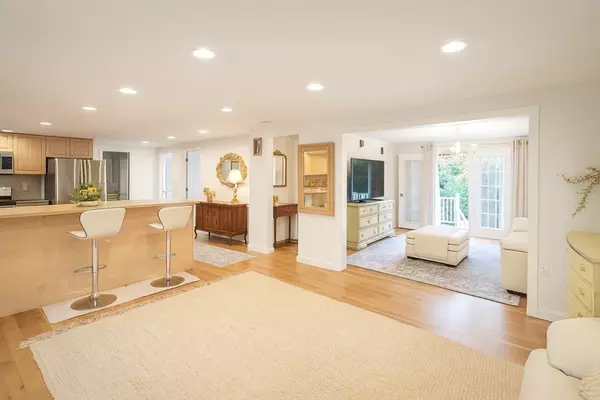 Billerica, MA 01862,15 Blades Circle