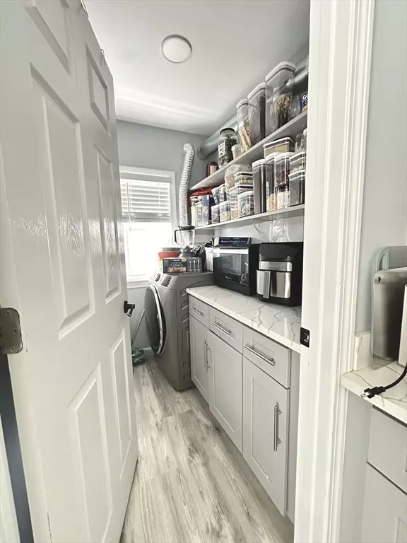 Belmont, MA 02478,1 Vincent Ave #3