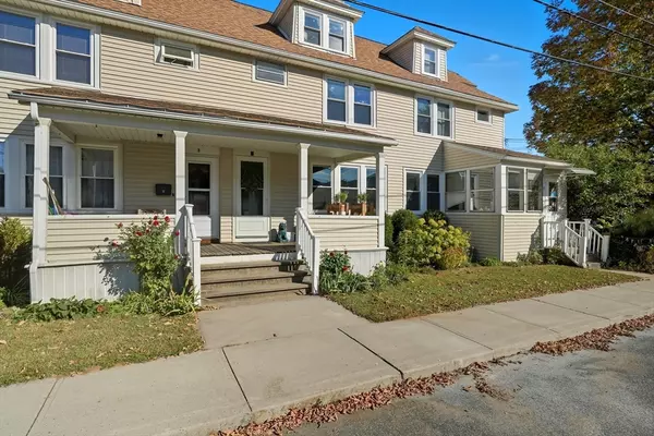 Easthampton, MA 01027,5 Grant St #5