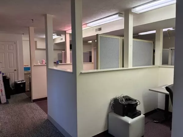 Hudson, MA 01749,9 Bonazzoli Ave #18
