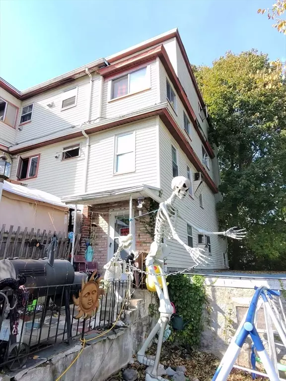 Fitchburg, MA 01420,55 Canton