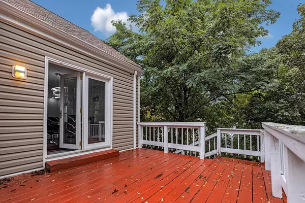 Medford, MA 02155,107 Belle Ave #1