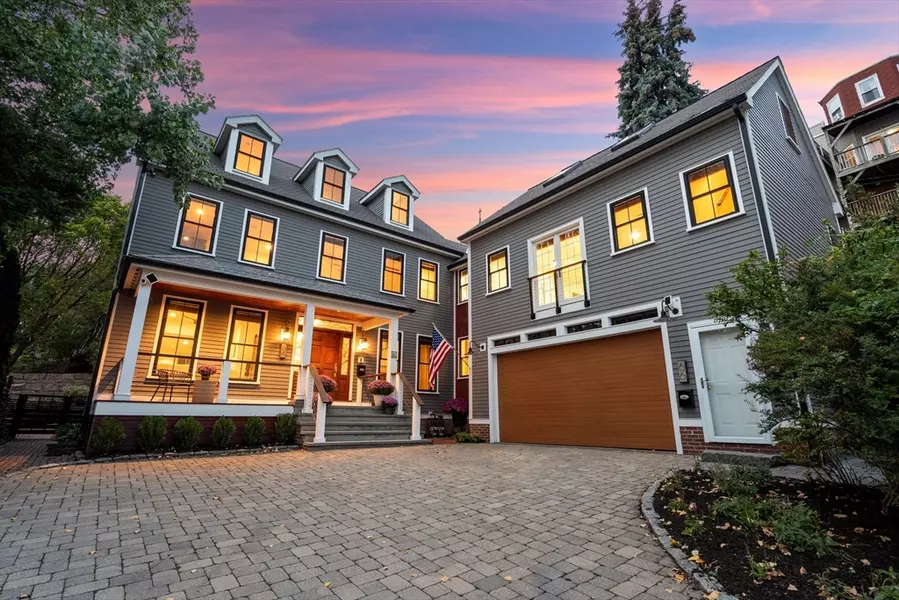 64 Walker St, Boston, MA 02129