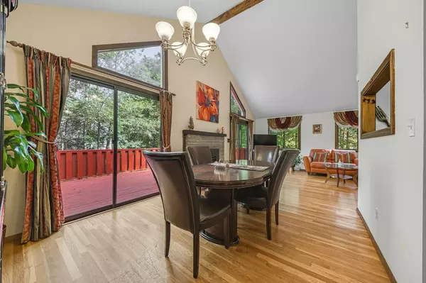 Hopkinton, MA 01748,38 W Elm St