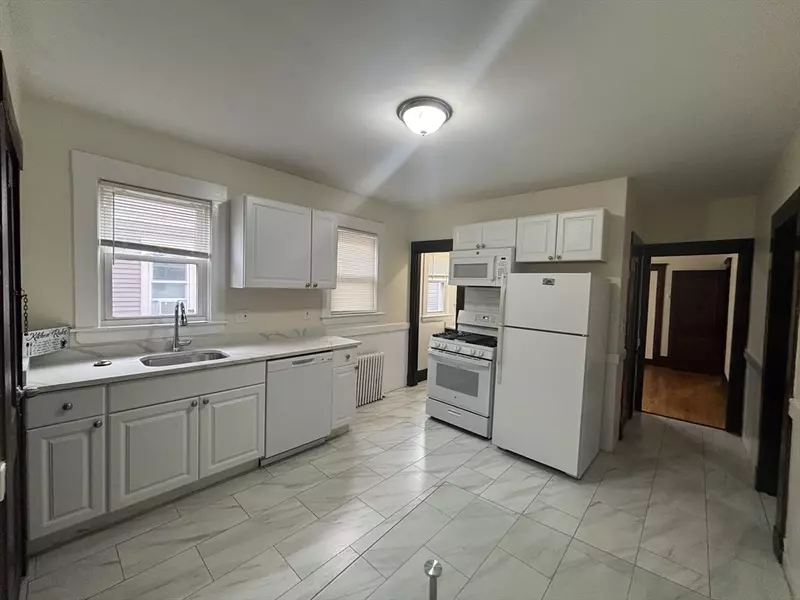 39 Michigan Ave #1, Somerville, MA 02145