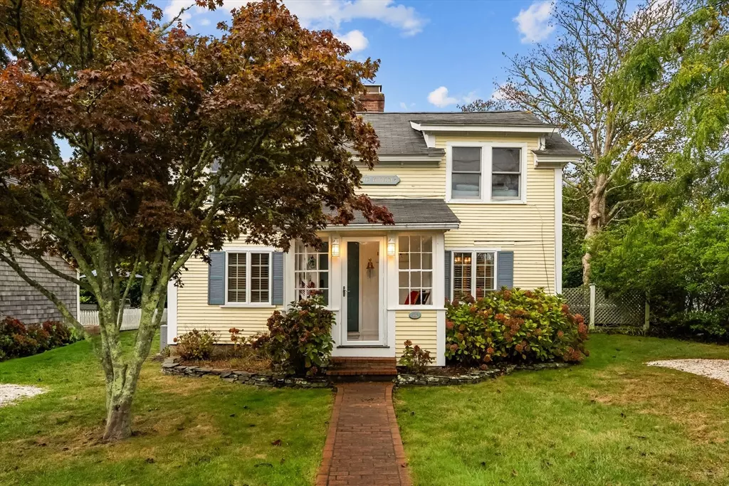 Chatham, MA 02633,24 Shattuck Pl