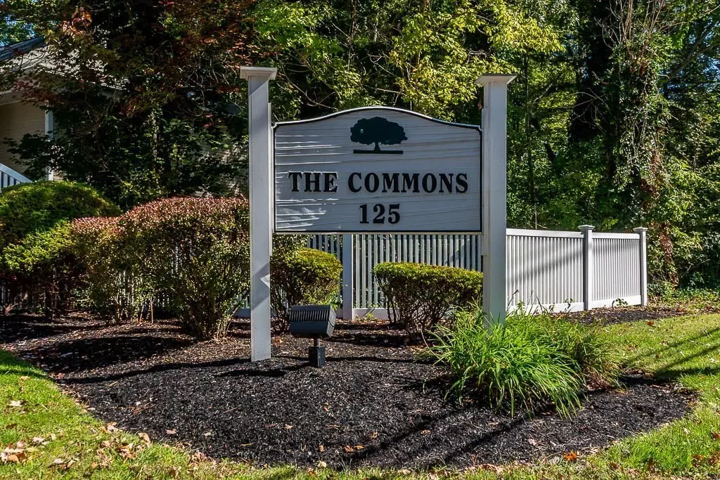 Taunton, MA 02780,125 Highland St #103