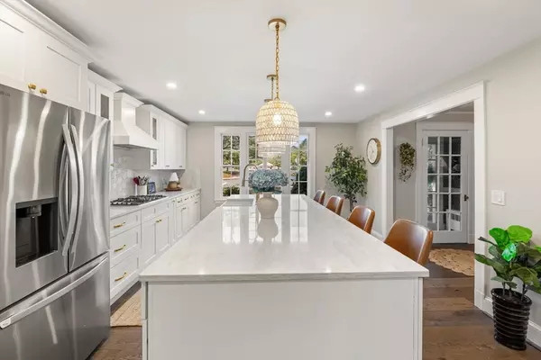 Peabody, MA 01960,351 Lowell Street