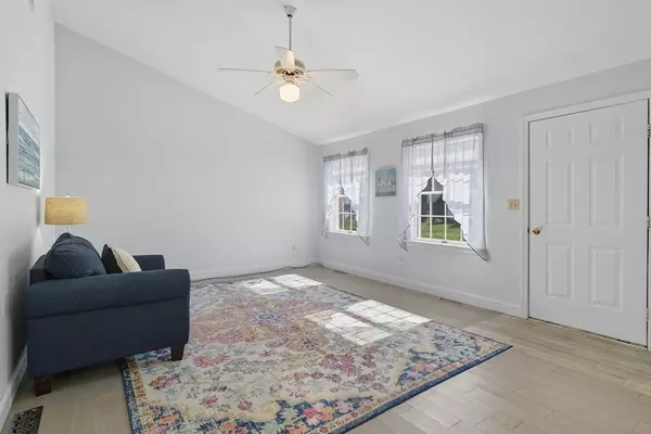 Southwick, MA 01077,42 Rosewood Lane #42