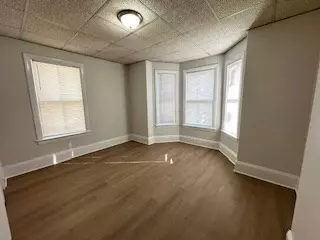 166 Chestnut Street #1, Waltham, MA 02453