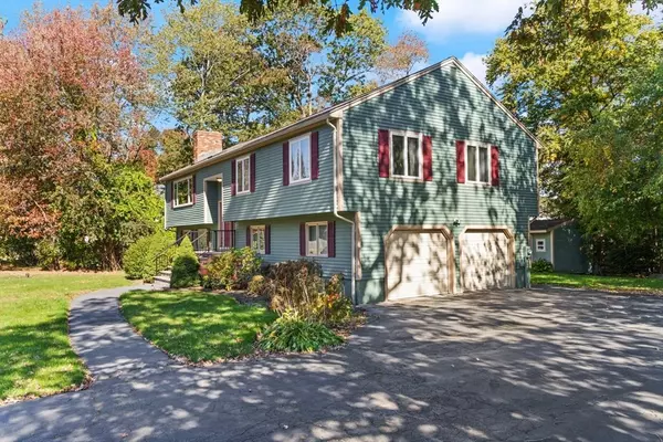 Stoughton, MA 02072,139 Clover Ln