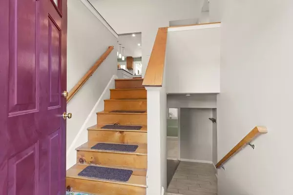 Stoughton, MA 02072,139 Clover Ln