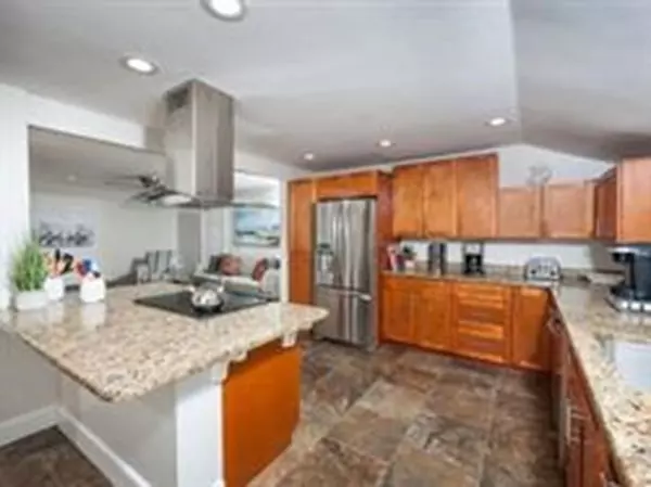 Andover, MA 01810,140 Elm Street #2