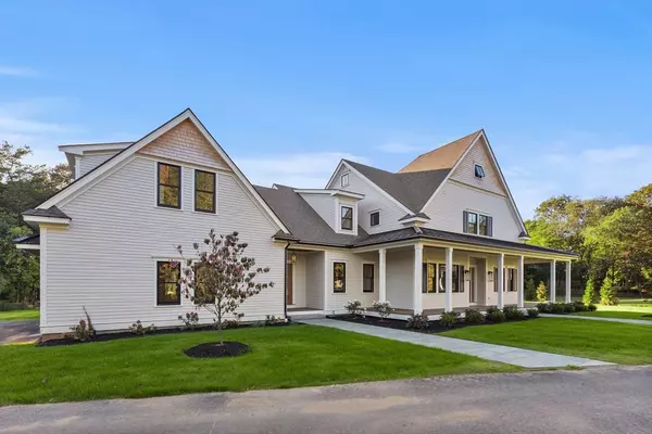Wenham, MA 01984,2 Lily Lane