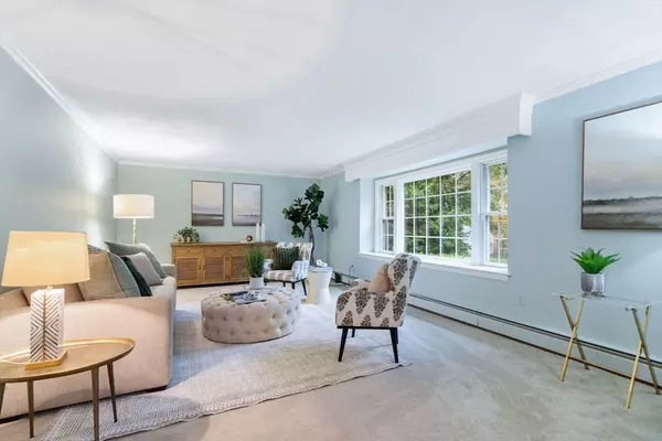 Concord, MA 01742,369 Border Road