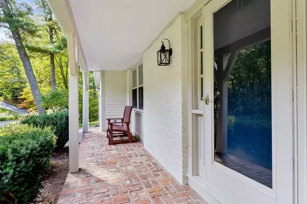 Concord, MA 01742,369 Border Road