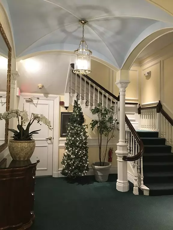 Boston, MA 02116,365 Beacon St #GF