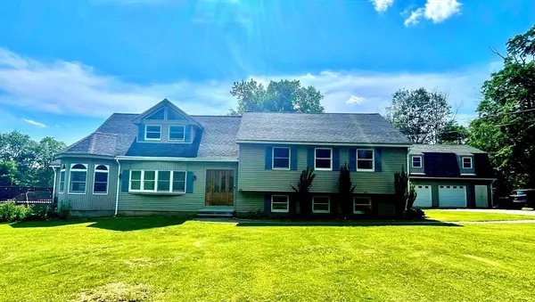 Brimfield, MA 01010,43 Tower Hill Road