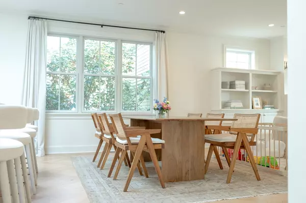 Boston, MA 02127,617 East 7th Street #3