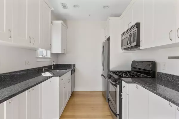Somerville, MA 02143,5 Granite #2R
