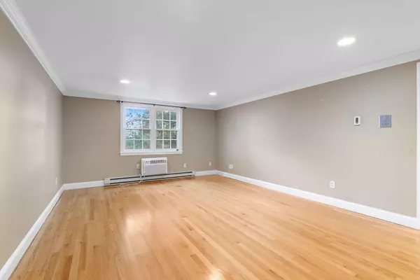 Acton, MA 01720,16 Wampus Avenue #32