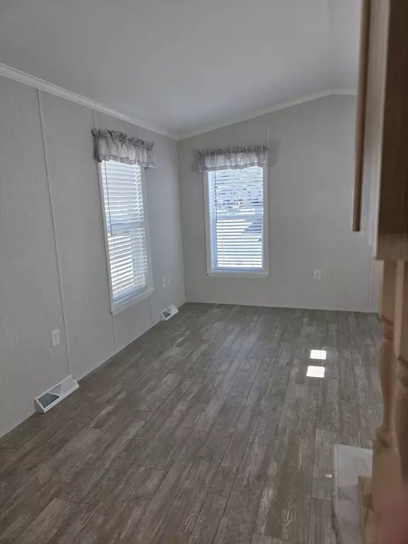 Raynham, MA 02767,1540 Broadway #30