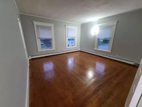 Taunton, MA 02780,30 2nd St #2