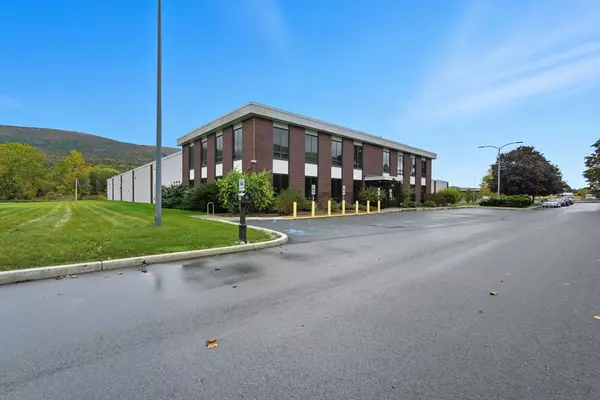 North Adams, MA 01247,1466 Curran Hwy