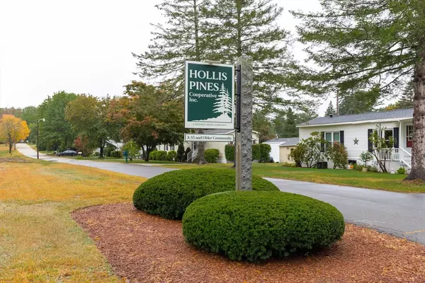 Hollis, NH 03049,38 Lorna St