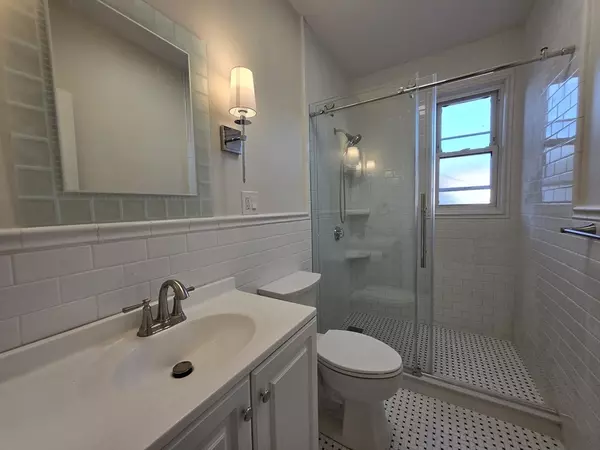 Boston, MA 02135,26 Chiswick Rd #13