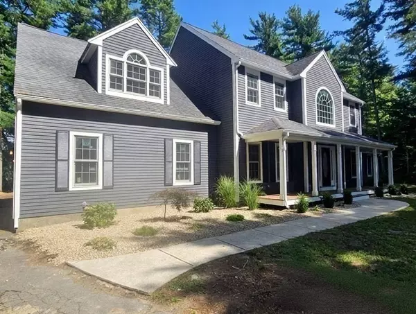 Wareham, MA 02576,11 Fonseca Way