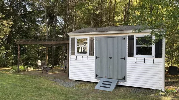 Hanson, MA 02341,318 South St