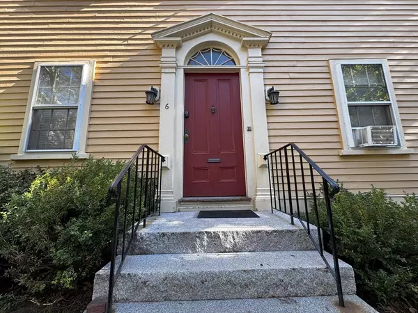 6 Andrew St #3, Salem, MA 01970