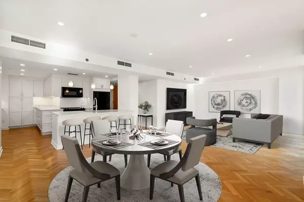 Cambridge, MA 02138,975 Memorial Drive #412