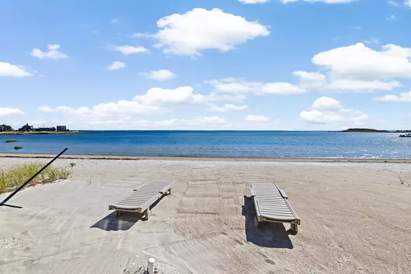 Mattapoisett, MA 02739,11 Cove St