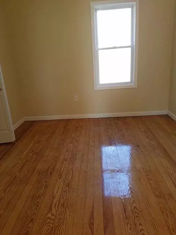 Worcester, MA 01602,121 Winfield St #3