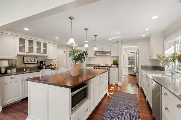 Duxbury, MA 02332,20 Island Creek Rd