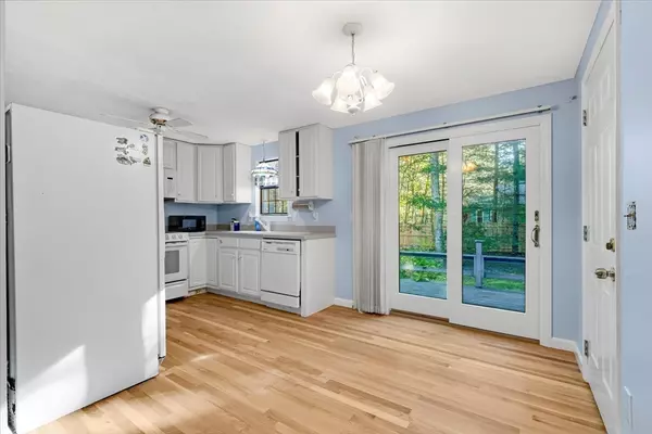 Barnstable, MA 02655,369 Bumps River Rd