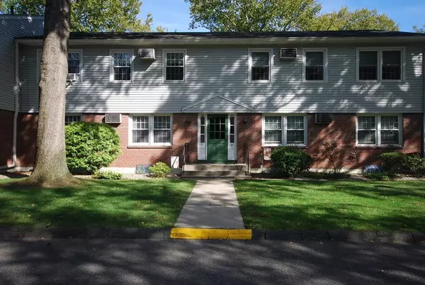 80 Brush Hill Ave #32, West Springfield, MA 01089