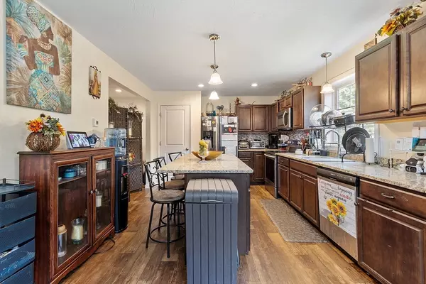 Winchendon, MA 01475,156 Bayberry Cir
