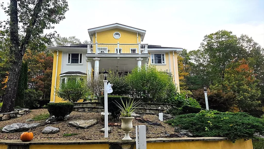 85 Burlingame #1, Charlton, MA 01597