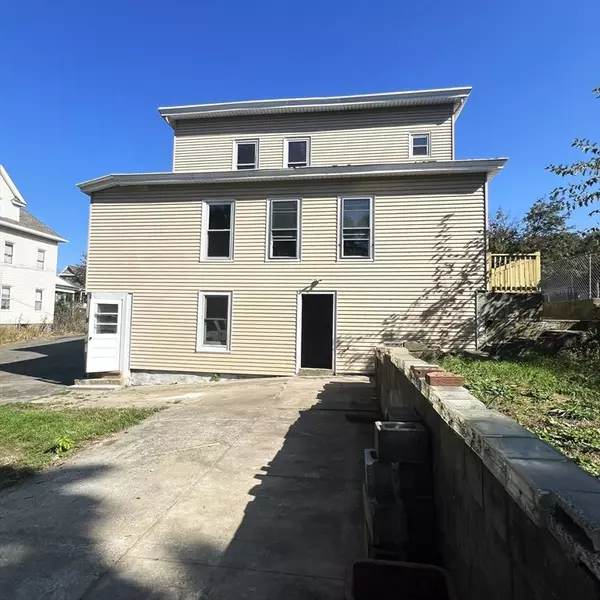 Springfield, MA 01151,74 Oak St