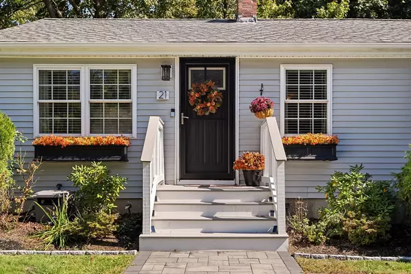 Rockland, MA 02370,21 Archer Road