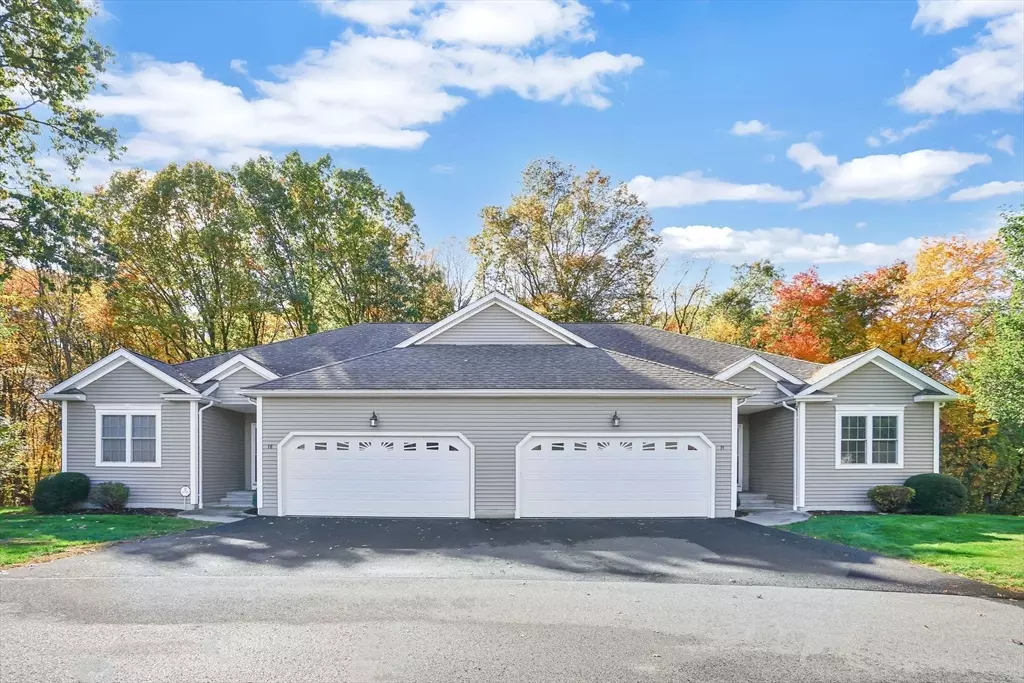 Chicopee, MA 01013,74 Elmcrest Dr #74
