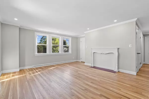 Natick, MA 01760,9 Home Ave #1