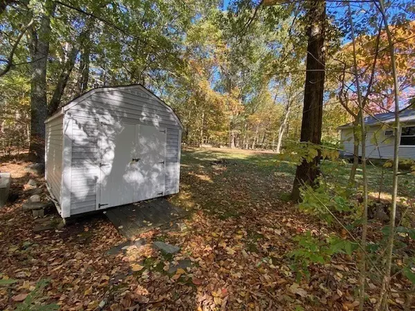 Uxbridge, MA 01569,385 East #0