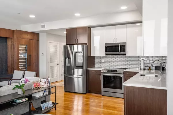 Boston, MA 02119,10 Taber Street #609