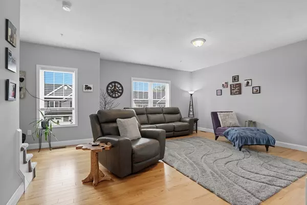 Haverhill, MA 01832,3 Mackenzie Way #3