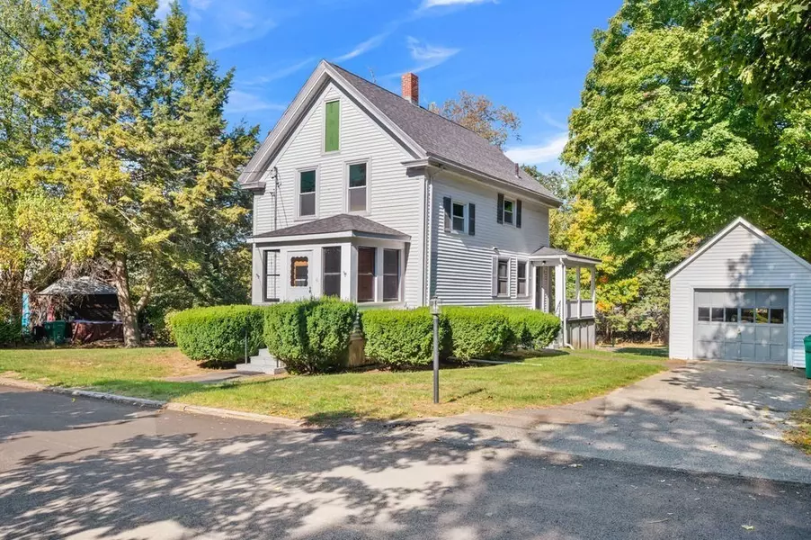 6 Highland Ave, Groveland, MA 01834