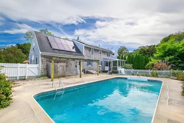 Falmouth, MA 02536,25 Harris Hill Road